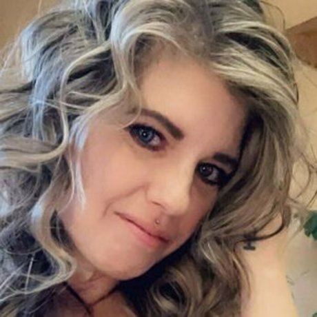 Th3dimestorecowgirl OnlyFans Model Bilder