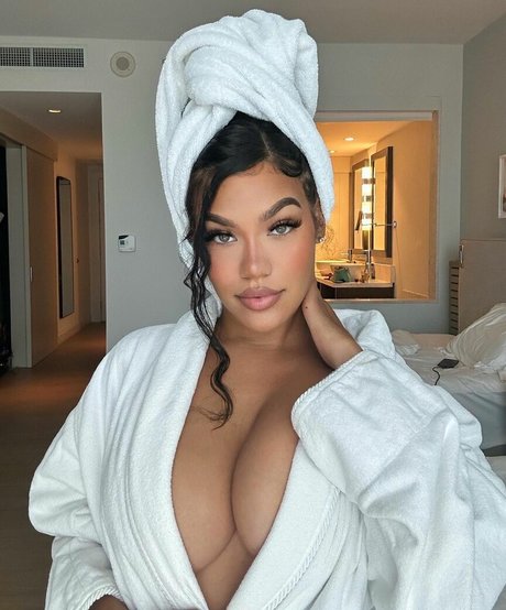 xttiona OnlyFans Bilder