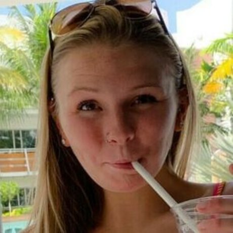 Melissa May OnlyFans Nacktbilder