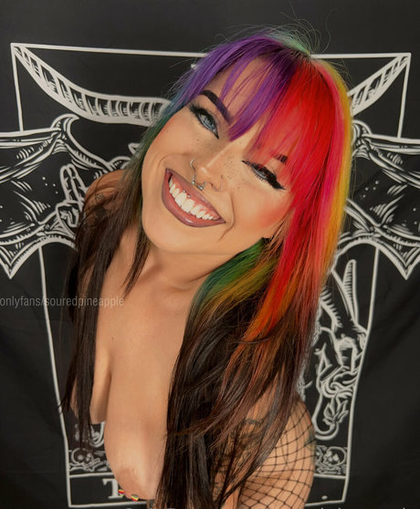 Souredpineapple OnlyFans-Bilder