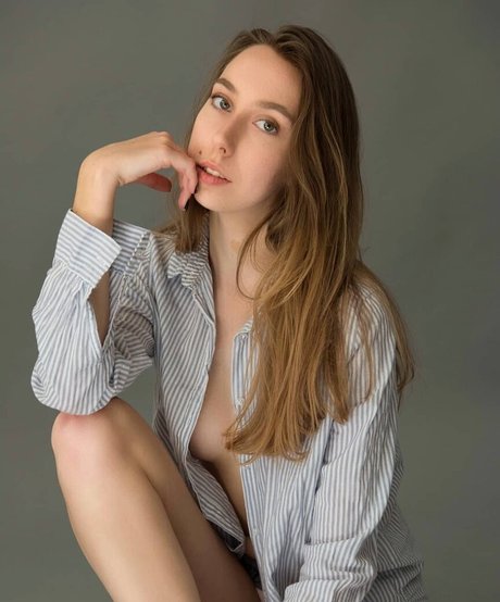 Ella Kosov Nacktpornos von OnlyFans geleakt