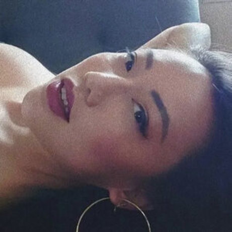 Ravenna Tran OnlyFans Nacktfotos