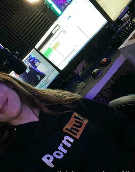 die webcam sarah Nacktbilder von OnlyFans