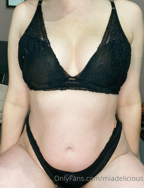 miadelicious Leaked OnlyFans Sextape