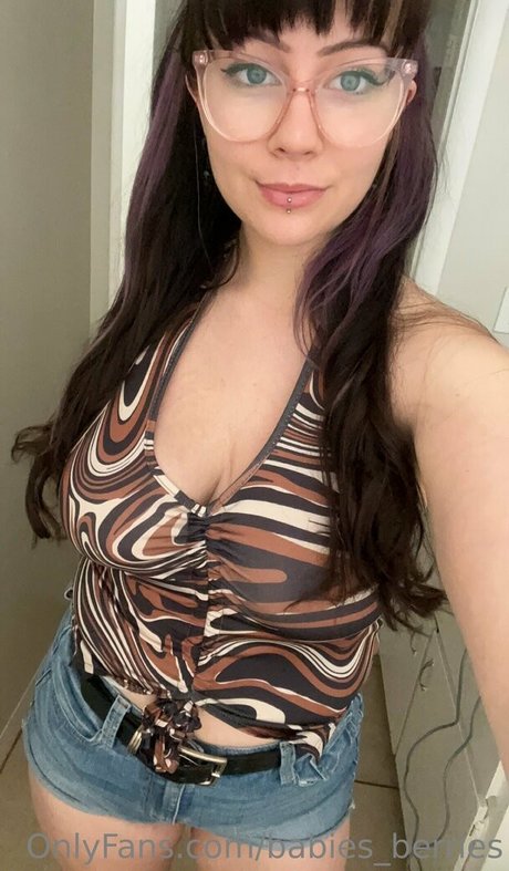 babies berries OnlyFans geleakte Bilder