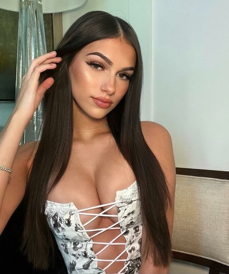 Julia Merekoulias OnlyFans Leaks Nacktbilder