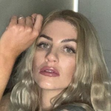 Booka Nile Nackt auf OnlyFans