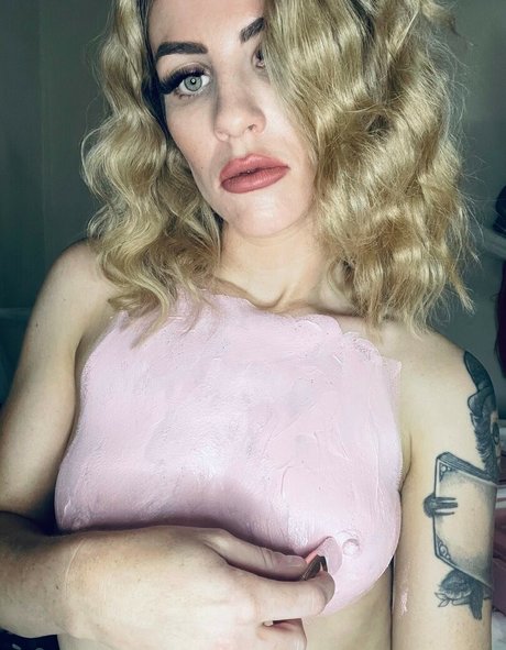 Booka Nile Nacktpornos von OnlyFans geleakt