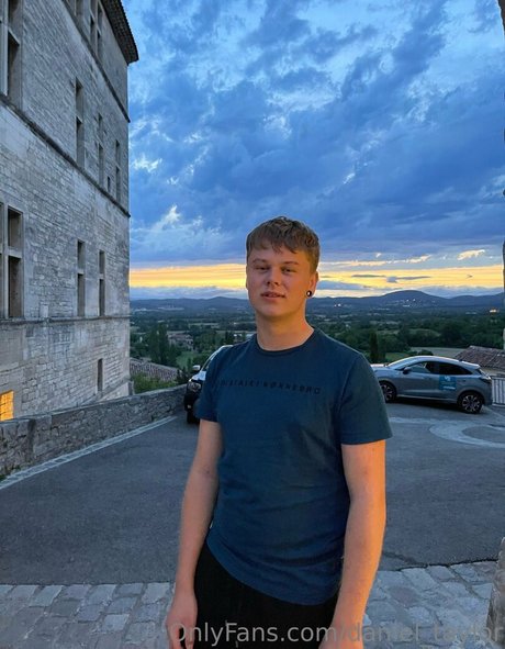 daniel taylor Heiße OnlyFans Inhalte