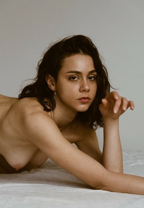 Nausicaa Yami Nacktbilder OnlyFans Leaks