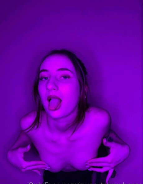 swee tstrawberry OnlyFans-Leak