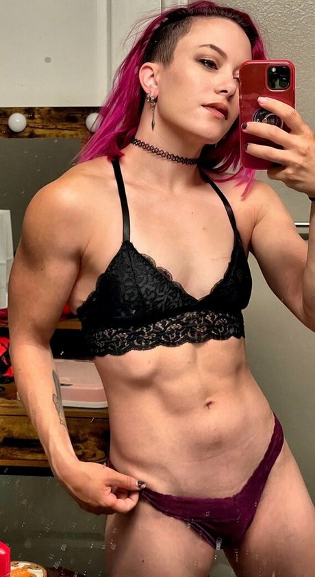 Claire Max OnlyFans-Rezensionen