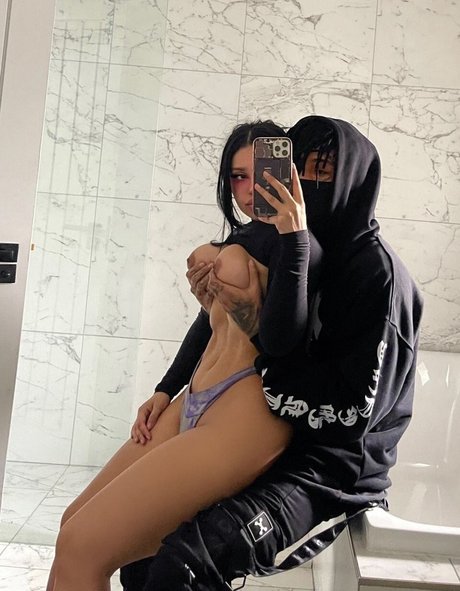 Gina Savage OnlyFans geleakte Brüste