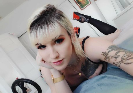 lenamoonxo OnlyFans Bilder