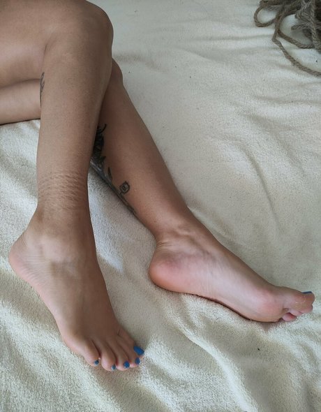 cat feetdelsur Nacktbilder geleakt OnlyFans Nacktporno