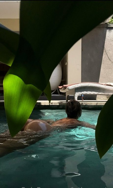 lathomante Titten OnlyFans