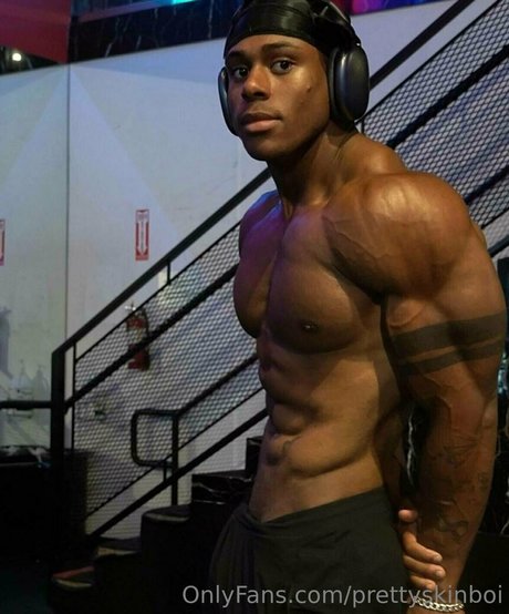 prettyskinboi Neues OnlyFans