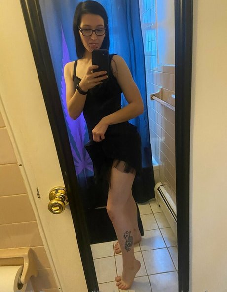 lilmissblacksunshinefree Nacktpornos von OnlyFans geleakt