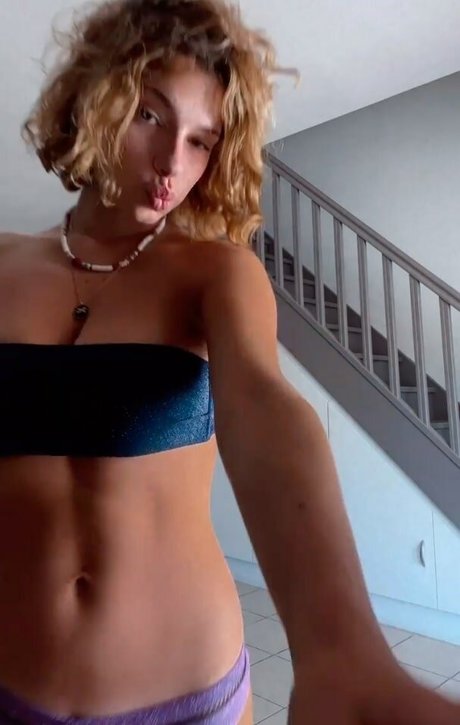 Emmy Tifrit Nacktbilder-Leaks von OnlyFans