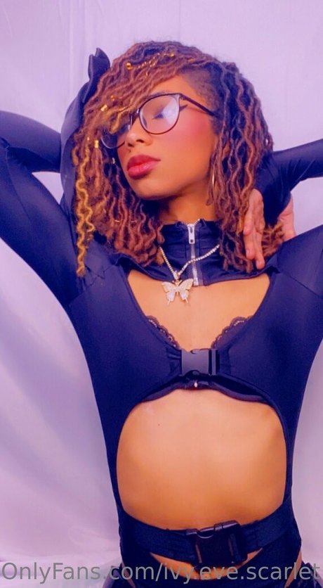 ivyevescarlet Neuer OnlyFans Leak
