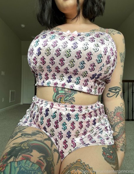 urinternetprincxss OnlyFans Bilder