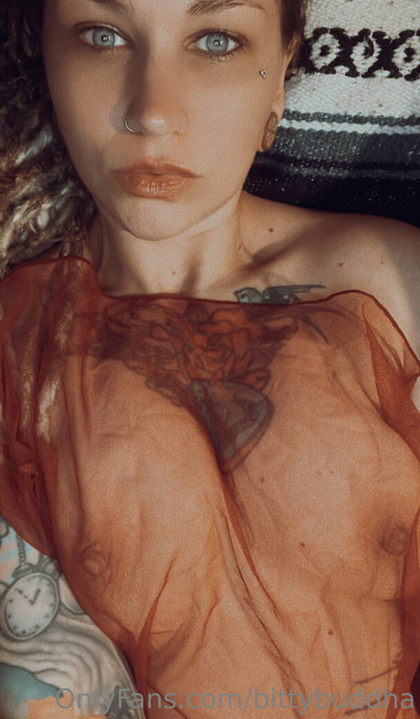 a bitty buddha1969 Leaked OnlyFans Sextape