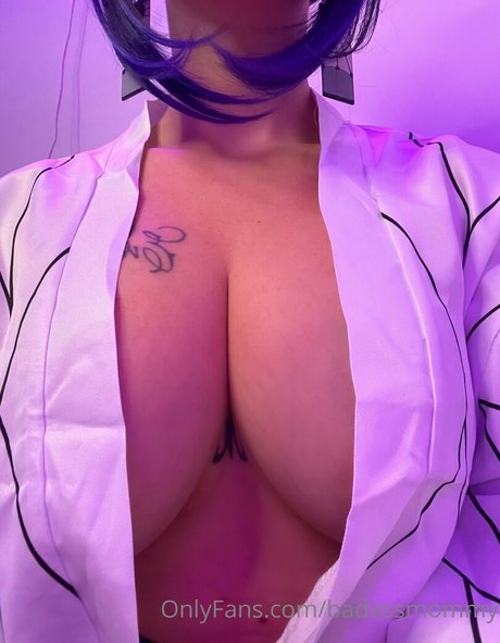 badassmommy Nacktpornos von OnlyFans geleakt