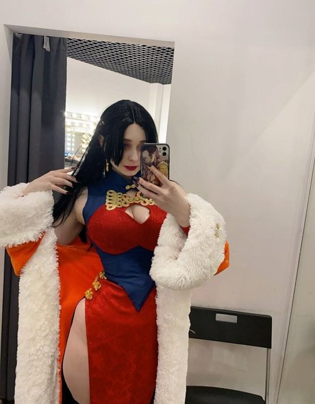 mia green tea OnlyFans-Leak