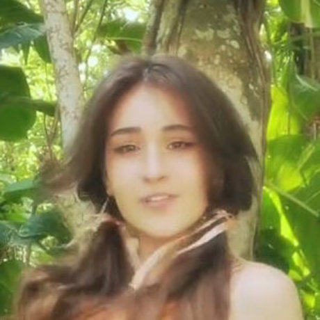 Blossom In The Moonlight Nacktbilder von OnlyFans