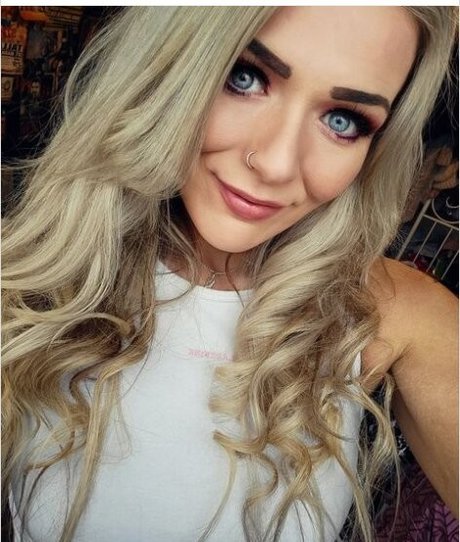 Session Moth Martina Po OnlyFans