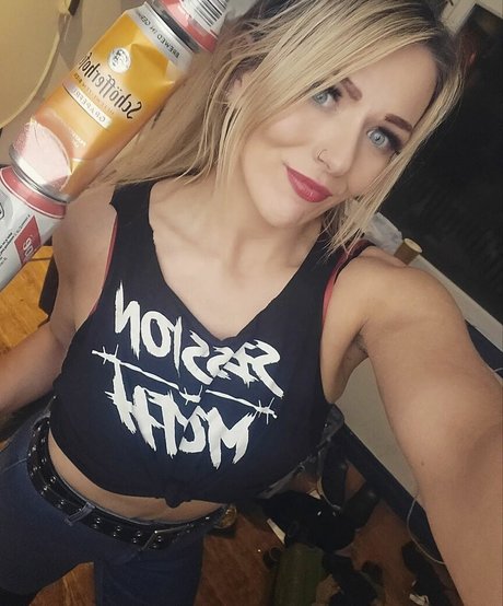 Session Moth Martina Nackt auf OnlyFans