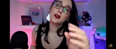 ASMR Alysaa OnlyFans Bilder nackt