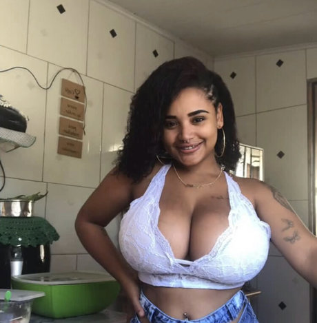 Nanah Rodrigues Sex OnlyFans