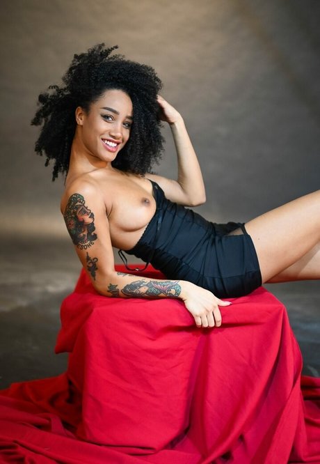 Rikae Crisi Nacktporno OnlyFans