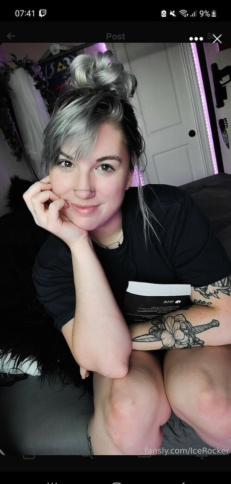 IceRocker OnlyFans schlank