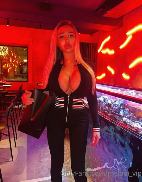 Melani VIP Nacktbilder von OnlyFans