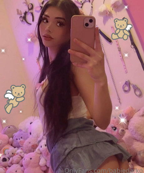 babiedarko Leak von OnlyFans Pornografie