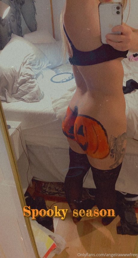 angelrawww Füße OnlyFans