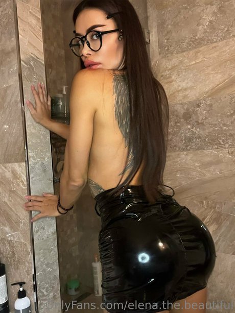 ELENA OnlyFans Leak