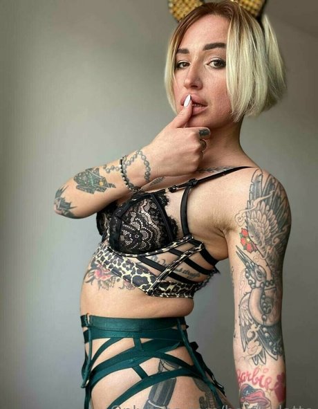 bambi latte Nacktbilder von OnlyFans