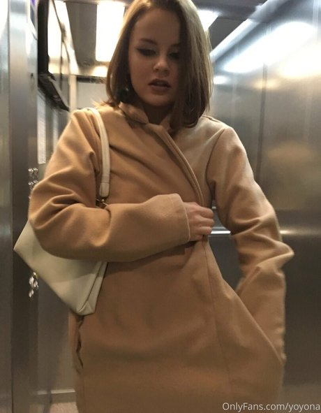 Baby Yona Nacktbilder von OnlyFans