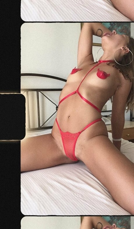 kurvige xxx onlyfans sexy nackt Bild