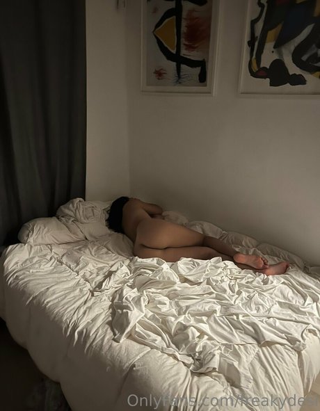 freakydesi Leaked OnlyFans Bilder