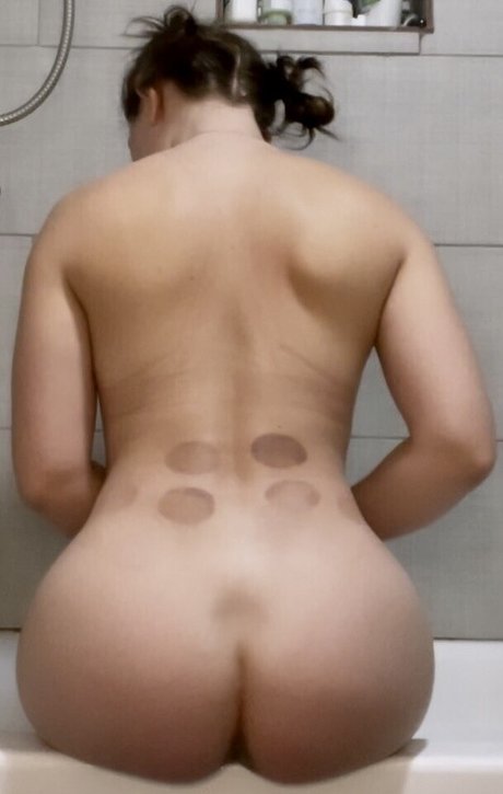 chrissy climbs OnlyFans Nacktfotos