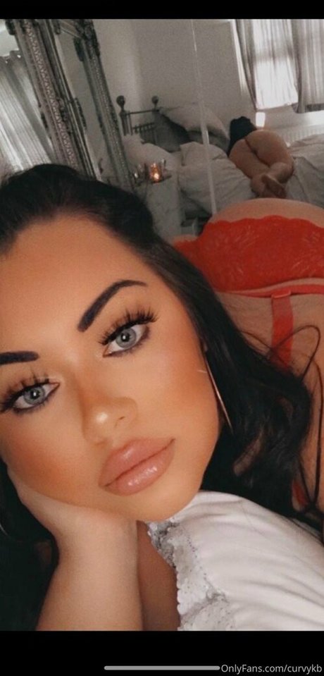 Curvykb Nacktbilder OnlyFans Leaks