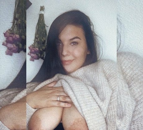 Athina Leaked OnlyFans Nacktbilder