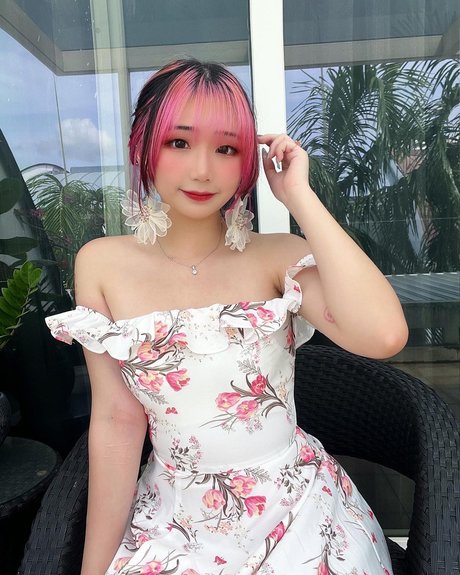 Akaei Ray OnlyFans Brüste Bild