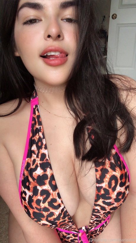 Mariedoll Nackt auf OnlyFans