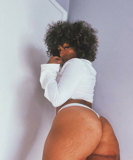 helloomcfly OnlyFans-Leaks