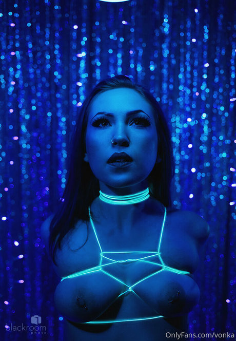 Vonka OnlyFans nackte Brüste